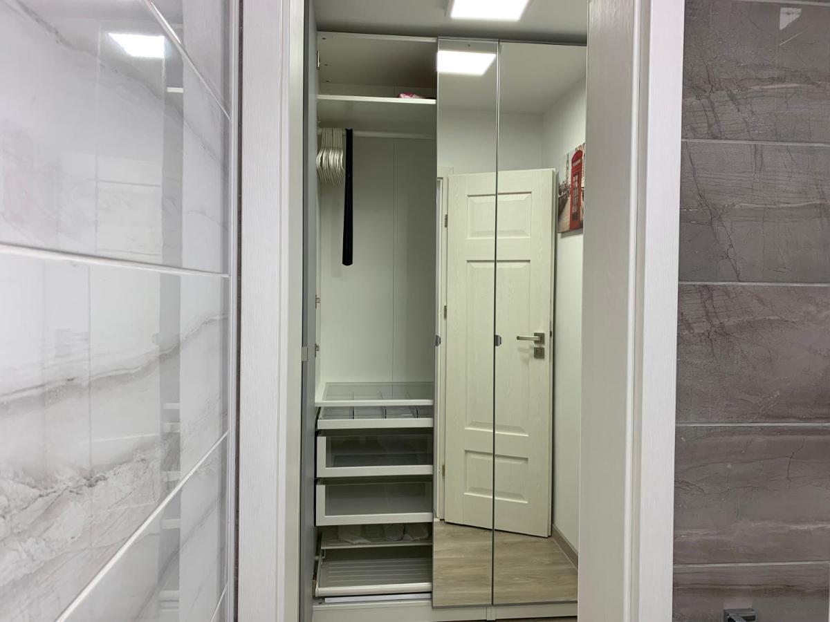 Mery Apartment Galaţi エクステリア 写真